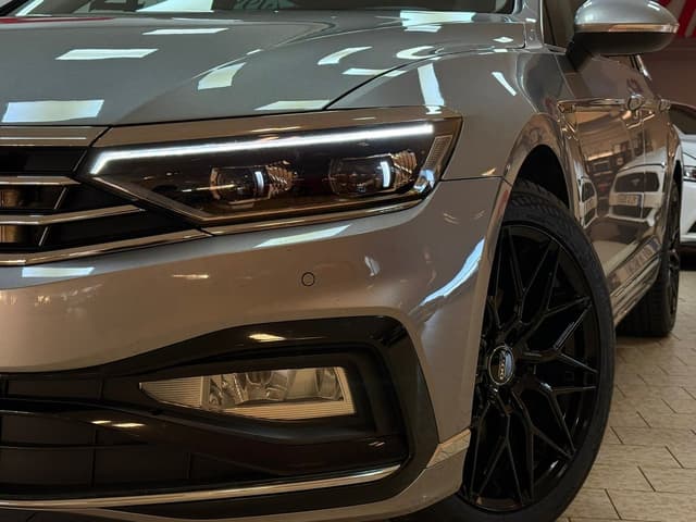 Volkswagen Passat i Örebro