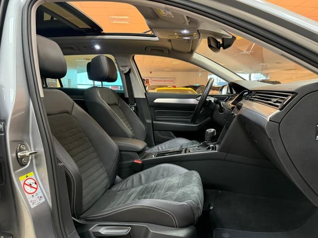 Volkswagen Passat i Örebro