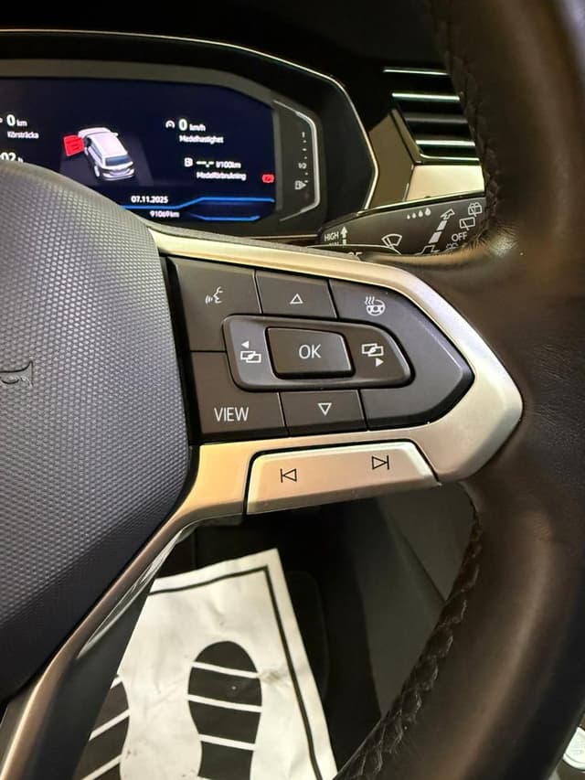 Volkswagen Passat i Örebro