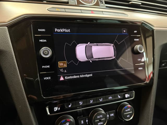 Volkswagen Passat i Örebro