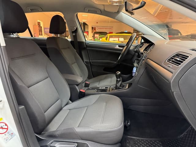 Volkswagen Golf i Örebro