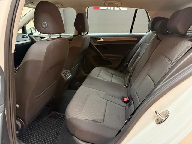 Volkswagen Golf i Örebro